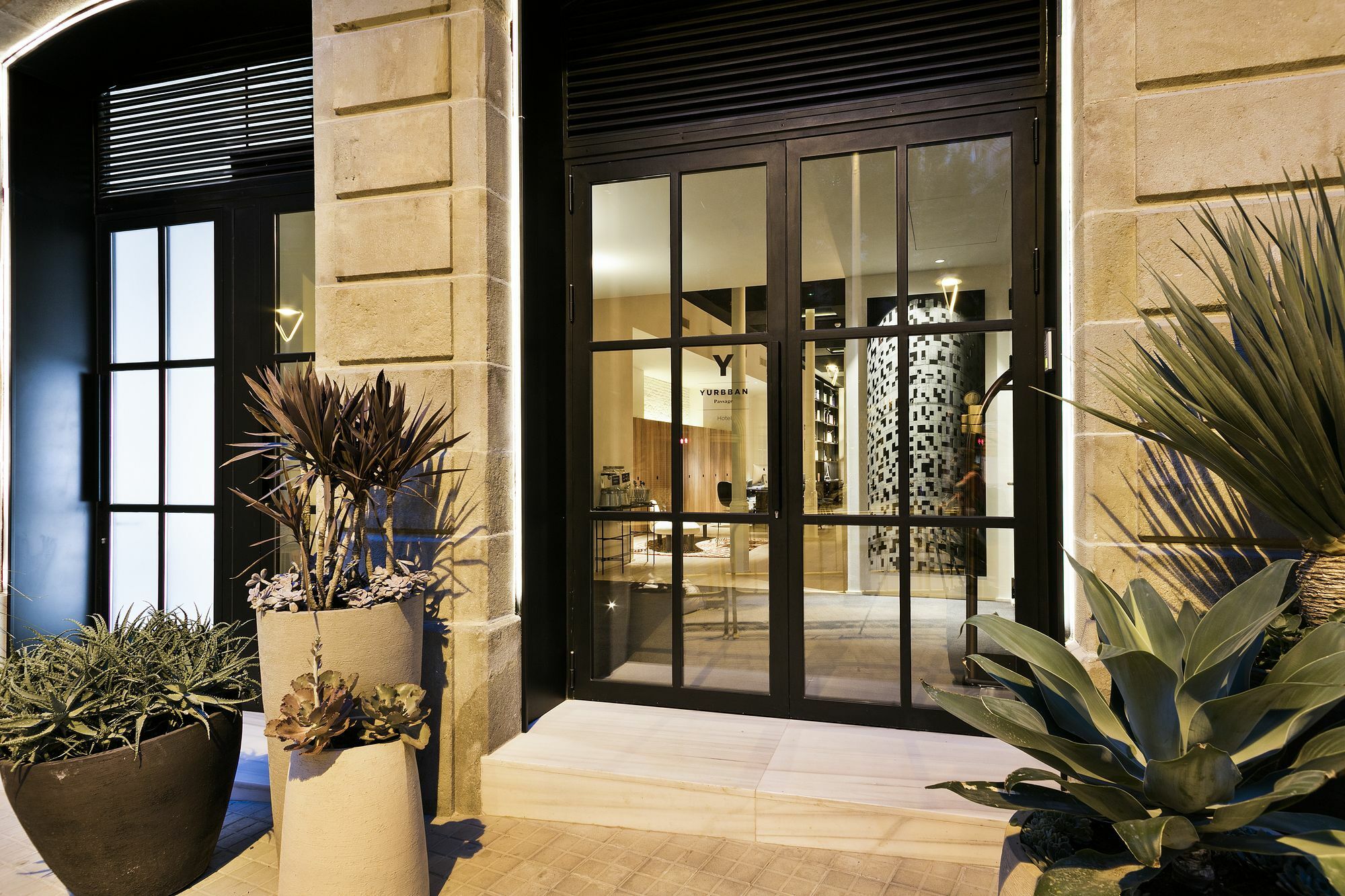 Yurbban Passage Hotel & Spa Barcelona Eksteriør billede